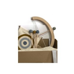 arco liewood con 4 flechas...